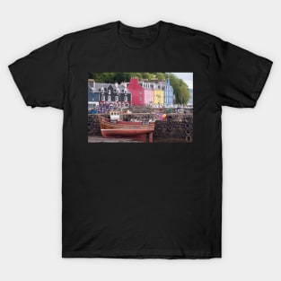 Tobermory harbour view T-Shirt